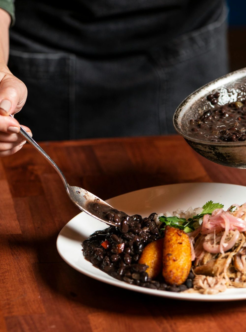 pexels-snappr-29850458